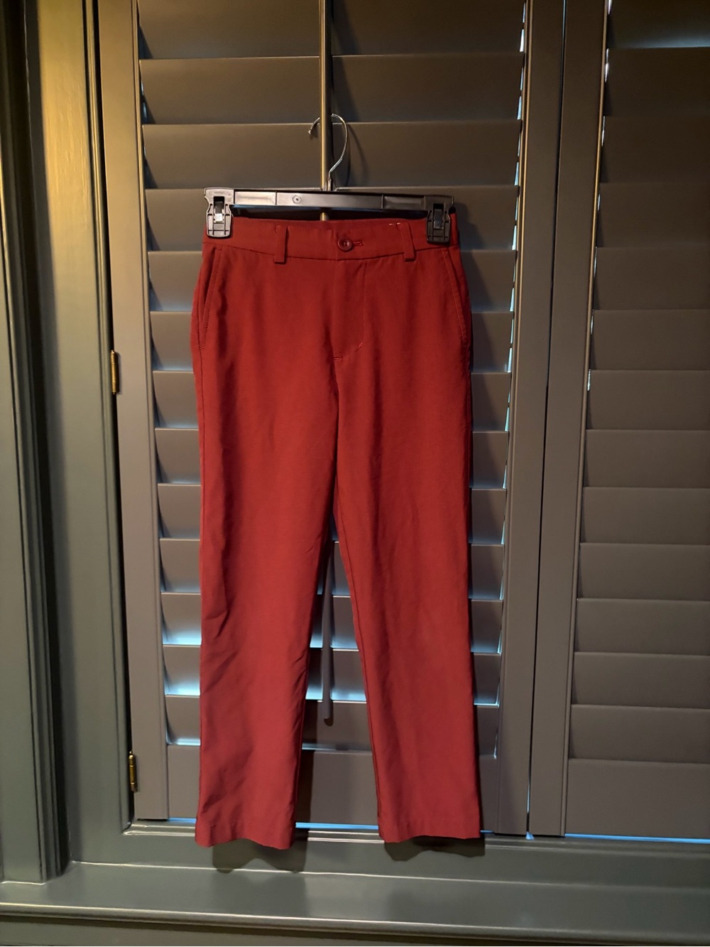 Boys vineyard vines performance Pants - maroon